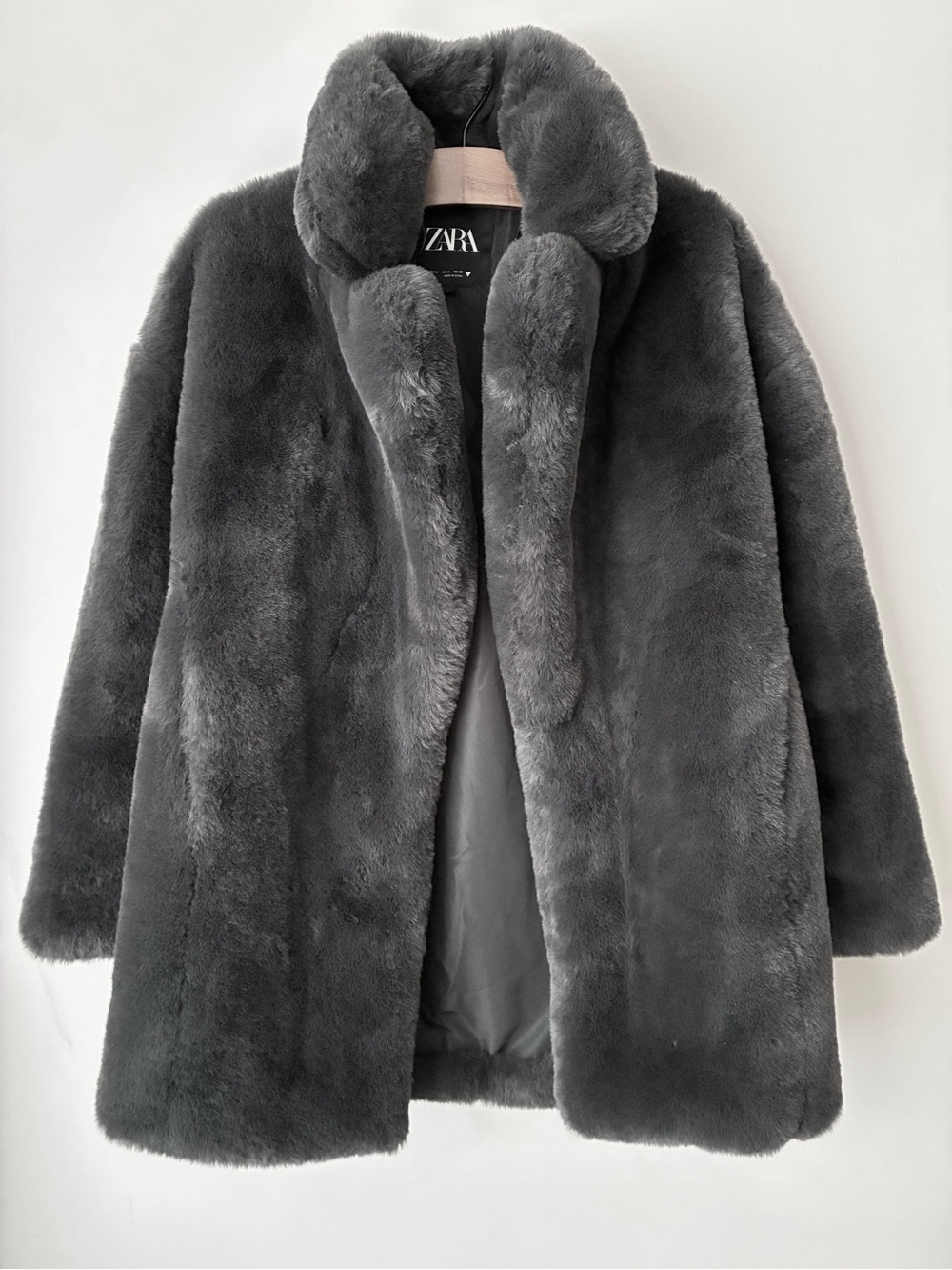 ZARA Faux Fur Coat Women’s Small Gray Oversized Fit - Picture 4 of 15
